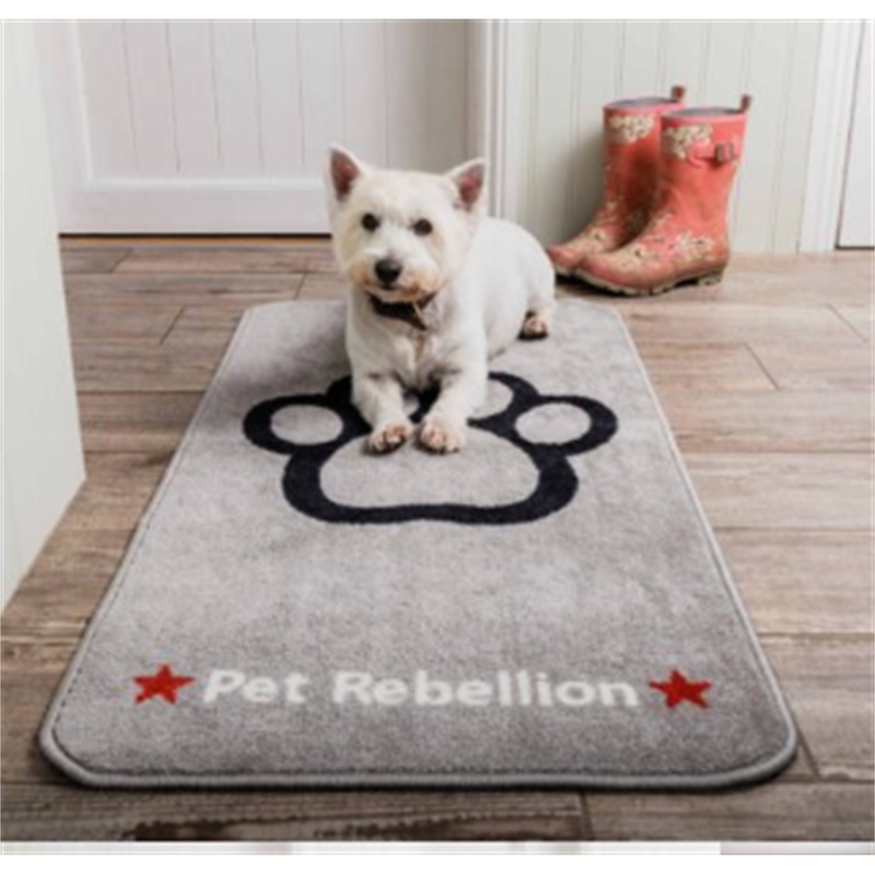 Stop Muddy Paws Dotty Grey – Barrier Rugs Size 45 x 100 cm