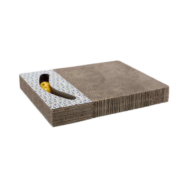 SCRATCHING CARDBOARD WITH TOYS